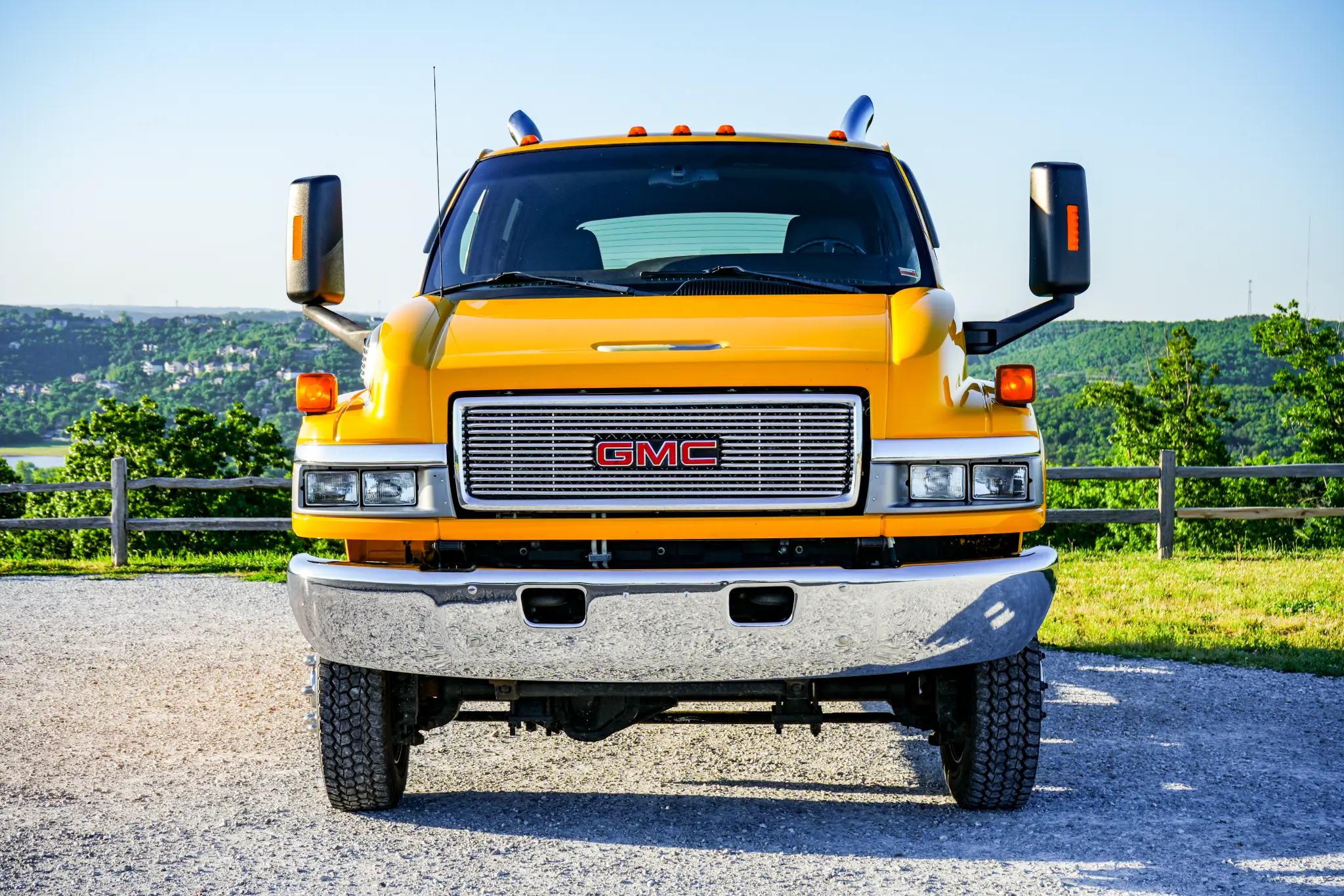 Head-on front view